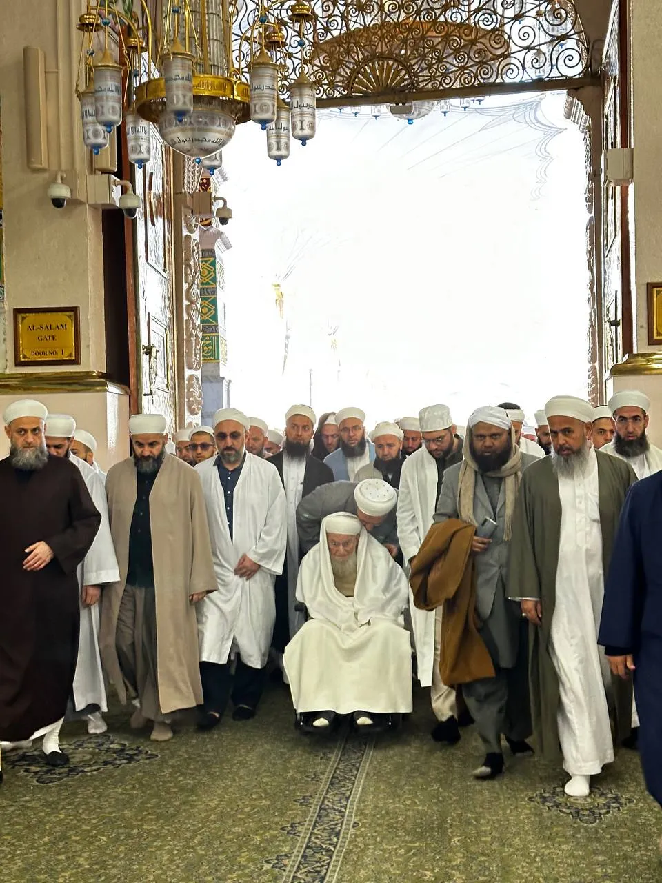 Umre kafilesinden bir görüntü